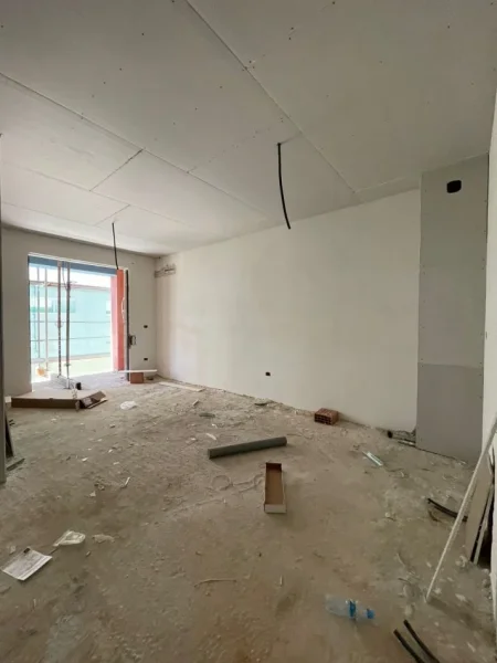 Tirane, shitet apartament 1+1 , 60 m² 163.080 € 