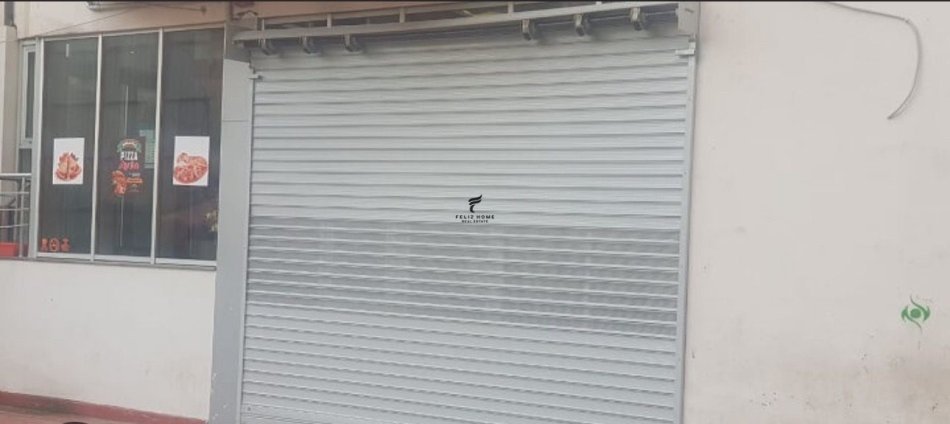 Tirane, shitet dyqan Kati 0, 73 m² 277.400 € (SIRI KODRA)