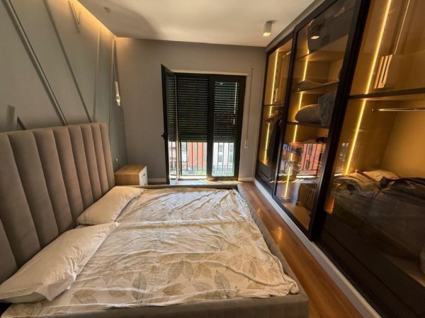 Tirane, shitet apartament 1+1+Ballkon Kati 3, 77 m² 140.000 € (Green City Unaza e Re)
