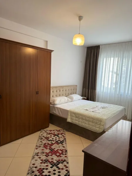 Tirane, jepet me qera apartament 1+1+Ballkon Kati 2, 430 € (Astir prane Artistit)