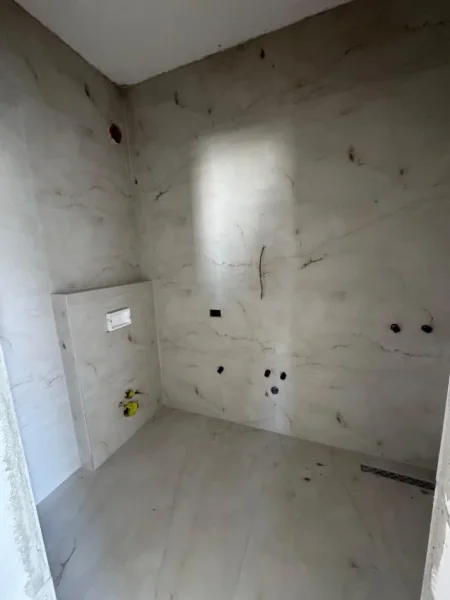 Tirane, shitet apartament 2+1+Ballkon Kati 5, 120 m² 142.000 € (Kompleksi Tudas Astir Gati Per Banim Okazion)