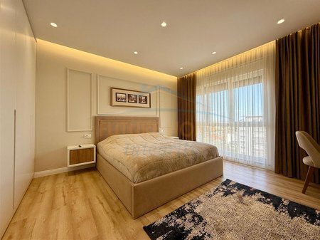 Tirane, shitet apartament 2+1+2+Ballkon Kati 7, 112 m² 253.000 € (Xhamlliku)