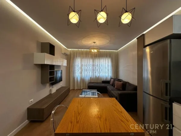 Tirane, jepet me qera apartament 1+1 Kati 3, 60 m² 500 € 