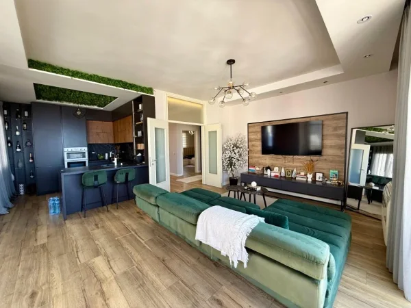 Tirane, shes apartament 2+1+Aneks+Ballkon Kati 3, 150 m² 293.000 € 