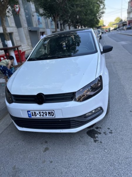 Elbasan, shitet makine volkswagen polo Benzin+Gaz, e bardhë manuale Kondicioner 249.000 km