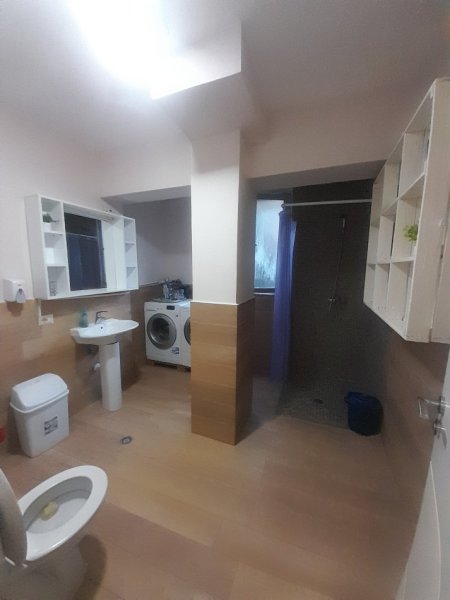 Apartament 2+1 Me Qera, 520 E,Shkolla Medreses, Rruga Dibrës- Tiranë