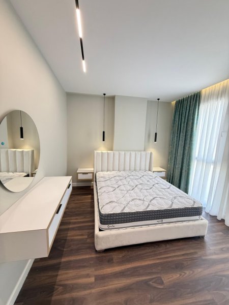 Tirane, jepet me qera 2+1+Ballkon Kati 3, 1.000 € 