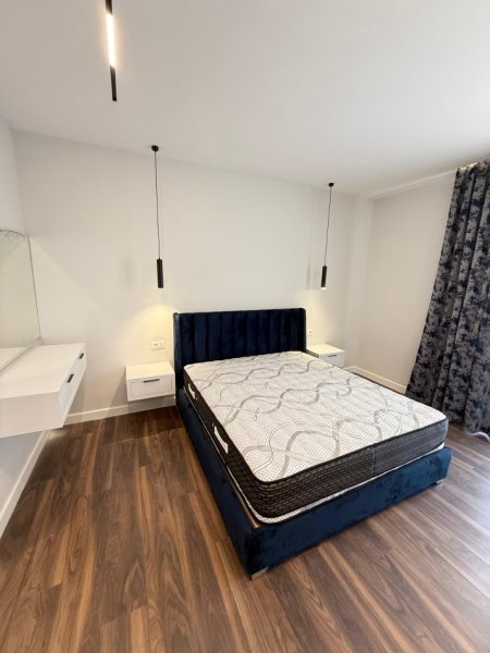 Tirane, jepet me qera 2+1+Ballkon Kati 3, 1.000 € 