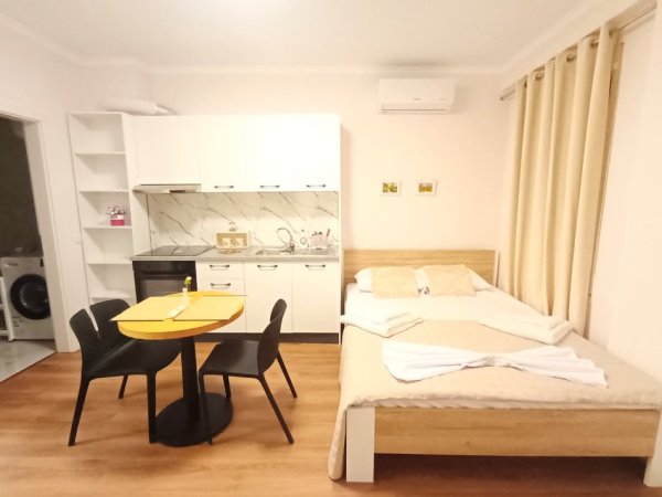 Garsoniere per qira te Rruga e Durrësit