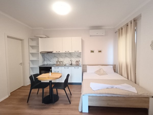 Garsoniere per qira te Rruga e Durrësit