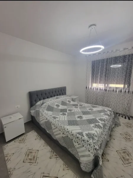 Tirane, apartament