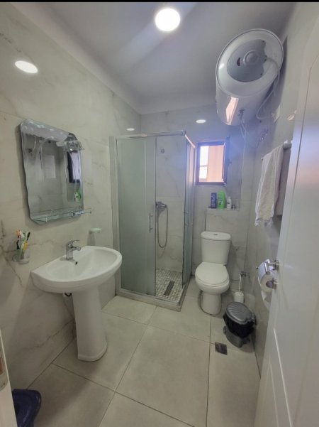 Tirane, apartament