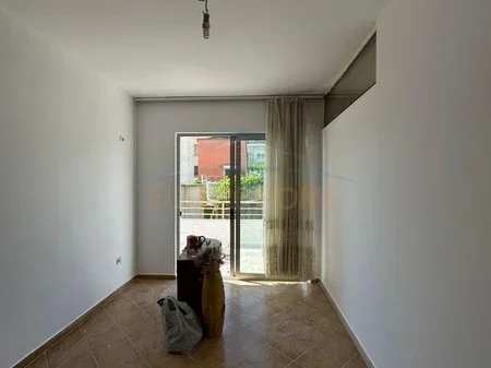 Tirane, shitet apartament 2+1 Kati 2, 125 m² 14.500.000 € 