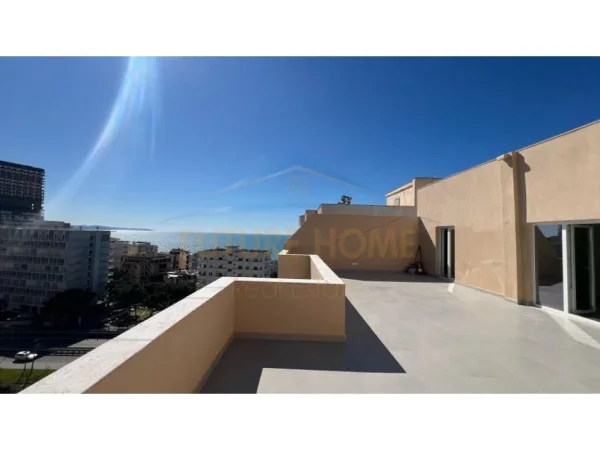 Shkembi Kavajes, shitet apartament+verande | Penthouse 3+1+Ballkon Kati 10, 215 m² 190.000 € (Durres)