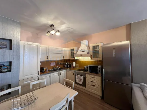 Tirane, shitet apartament 2+1+Ballkon Kati 6, 96 m² 197.000 € (Shkolla osman myderizi)