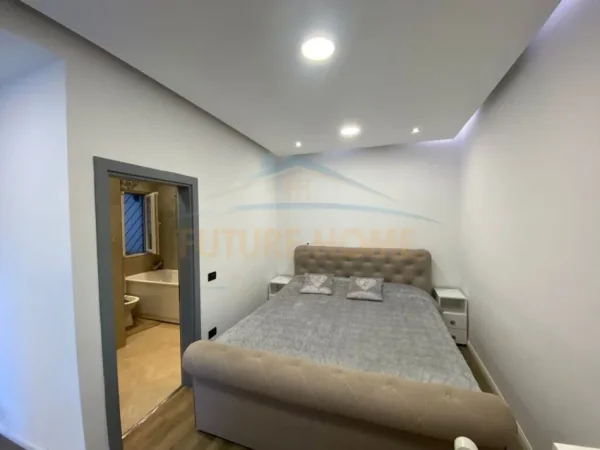 Prane UKD, shitet shtepi 3+1+Ballkon Kati 0, 295 m² 220.000 € (Durres)