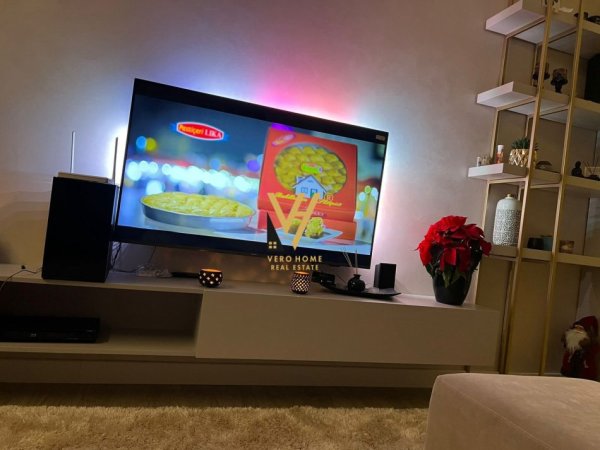 Tirane, shitet apartament 2+1+Ballkon Kati 3, 92 m² 145.000 € (FRESK)
