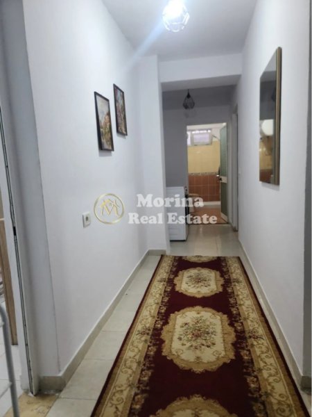 Tirane, jepet me qera apartament 3+1 Kati 1, 100 m² 650 € (Zogu i Zi)