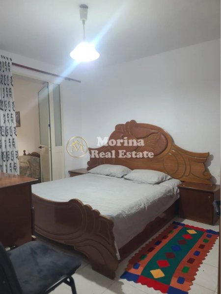 Tirane, jepet me qera apartament 3+1 Kati 1, 100 m² 650 € (Zogu i Zi)