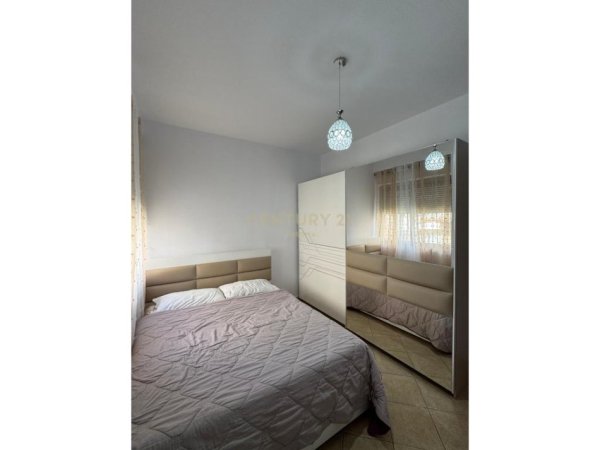 Tirane, jepet me qera apartament 1+1 Kati 4, 67 m² 450 € (Astir)