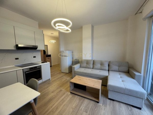 Shqiperi, jepet me qera apartament 1+1 Kati 5, 70 m² 650 € (Tirana-Elbasan)
