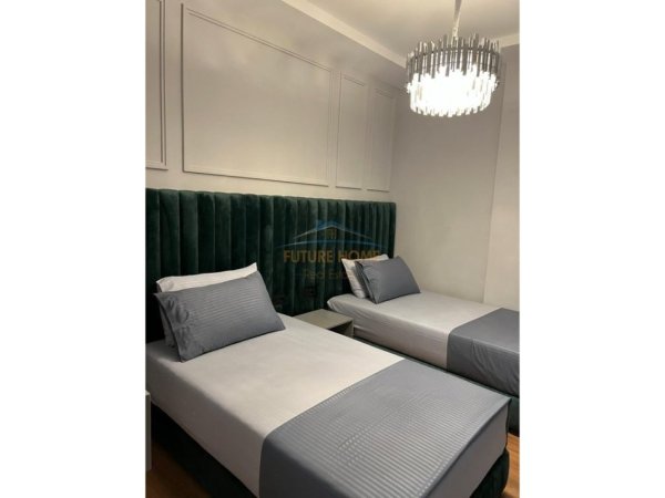 Tirane, jepet me qera apartament 2+1+Ballkon Kati 3, 106 m² 1.500 € (Secret Garden Residence, Teg)