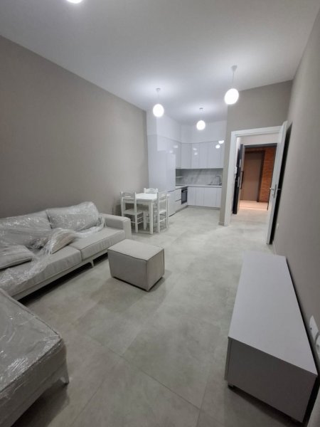 Tirane, jepet me qera apartament 1+1+Ballkon Kati 6, 70 m² 600 € (Pranë Fabrikës së Birrës, Spitali Amerikan 3 ,Yzberisht)