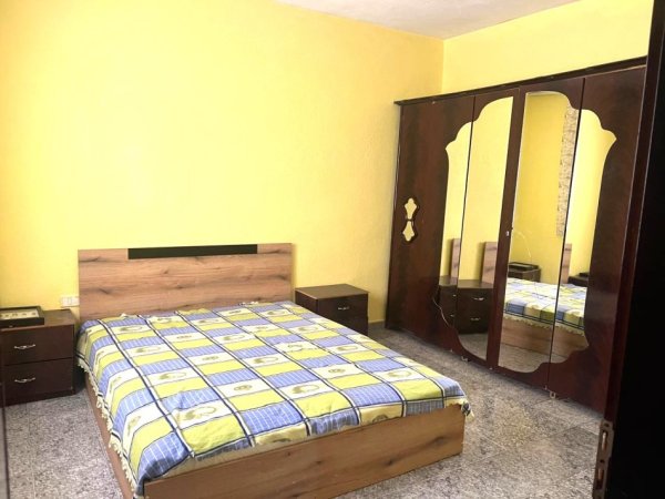 Jepet me Qera Super Hyrje e mobiluar 1+1 ne Jordan Misja  Kati 1, 80 m² 350 €