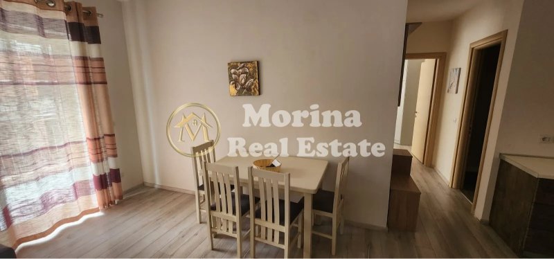 Tirane, jepet me qera apartament 2+1 Kati 4, 90 m² 700 € (Kopshti Zoologjik)