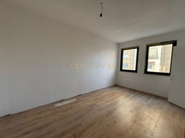 Shqiperi, shes apartament 1+1 Kati 2, 78 m² 105.500 € (Astir)