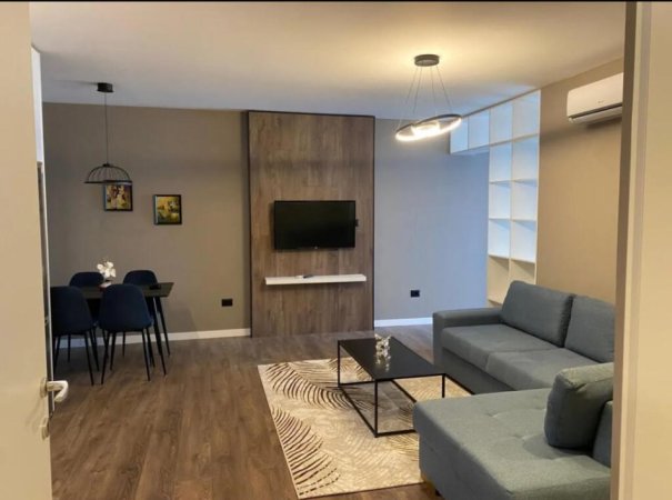 Super apartament me qera 1+1+Ballkon Kati 8, 61 m² 600 € (RR. E KAVAJES PRANE GLOBE)