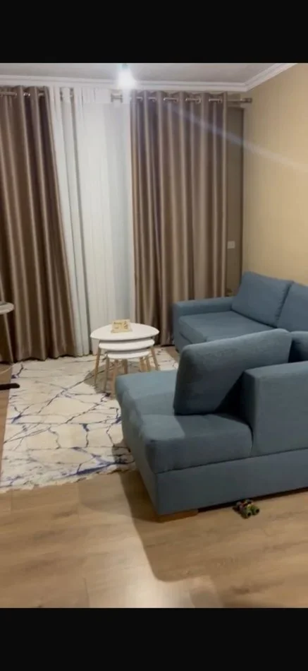 Tirane, jepet me qera apartament 2+1 Kati 1, 71 m² 500 € (Kompleksi Tom Doshi)
