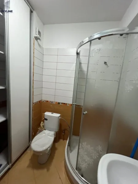 Tirane, jepet me qera apartament 2+1 Kati 3, 90 m² 500 € 