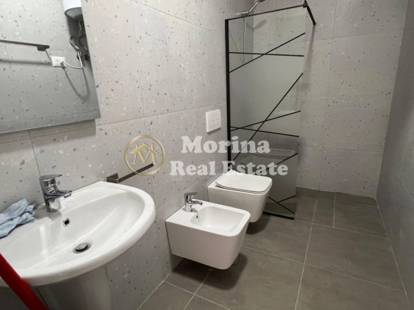 Tirane, jepet me qera apartament 2+1 Kati 10, 150 m² 800 € (Joedan Misja)