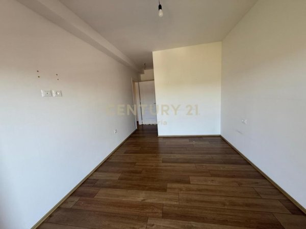 Tirane, shes 3+1 Kati 9, 124 m² 167.000 € (Astir)