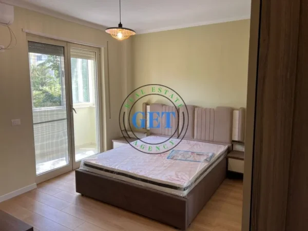 Tirane, shitet apartament 2+1 Kati 3, 100 m² 148.000 € (Golem)