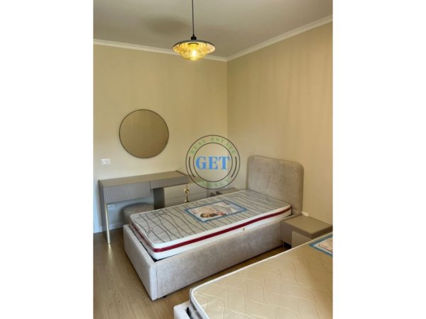 Tirane, shitet apartament 2+1 Kati 3, 100 m² 148.000 € (Golem)