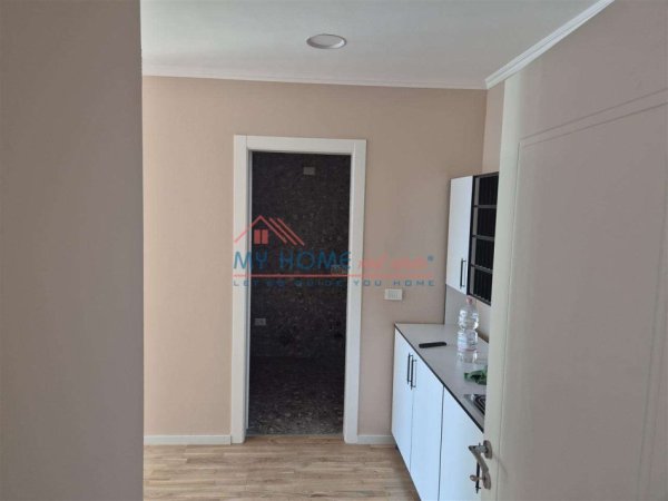 super-oferte-ambjent-biznesi-me-qera-te-lake-view-5.jpeg