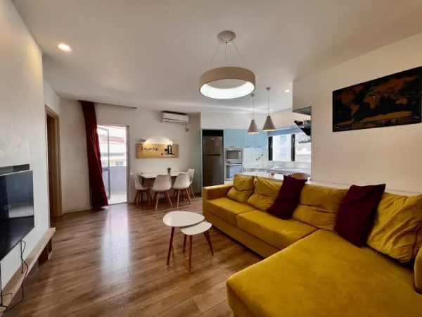 Tirane, jepet me qera apartament 2+1+Ballkon Kati 5, 85 m² 500 € 
