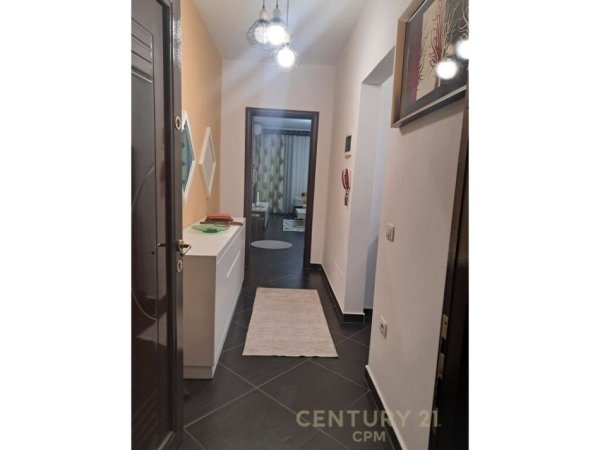 Tirane, shes 2+1 Kati 10, 113 m² 160.000 € (Astir)