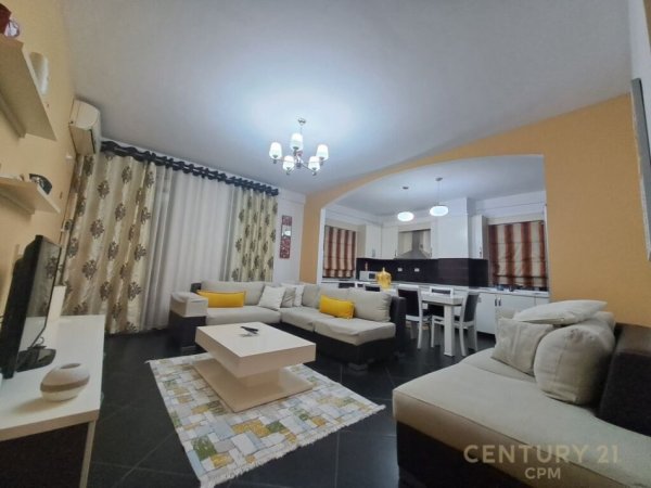Tirane, shes 2+1 Kati 10, 113 m² 160.000 € (Astir)