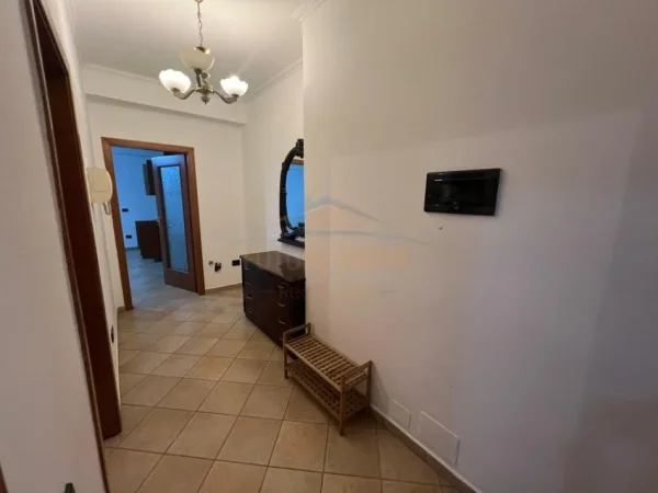 Tirane, shitet apartament 1+1 Kati 7, 64 m² 186.000 € 