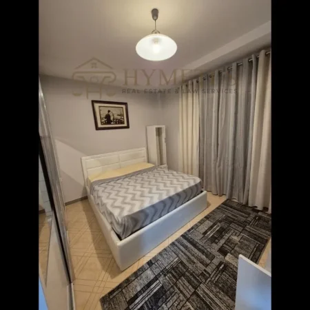 Tirane, jepet me qera apartament 1+1 Kati 5, 70 m² 500 € (Rruga 5 Maji)