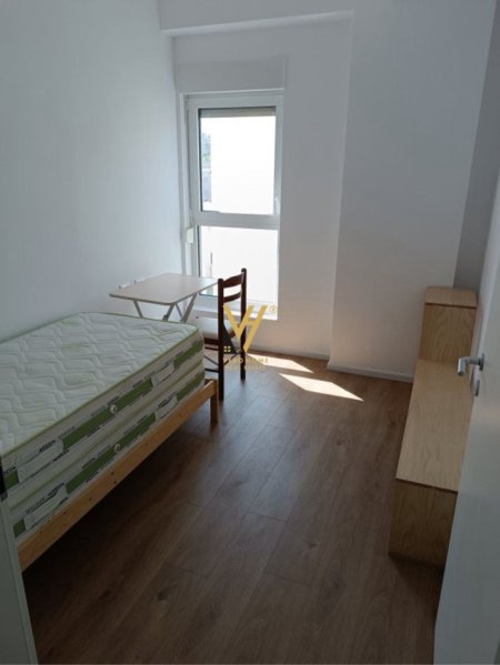 Tirane, jepet me qera apartament 2+1+Ballkon , 73 m² 460 € (ALI DEMI)