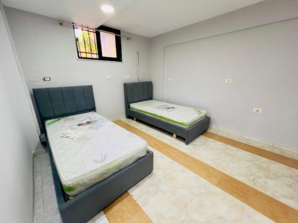Tirane, jepet me qera apartament 2+1 Kati -1, 73 m² 480 € (Xhamia e Tabakeve)