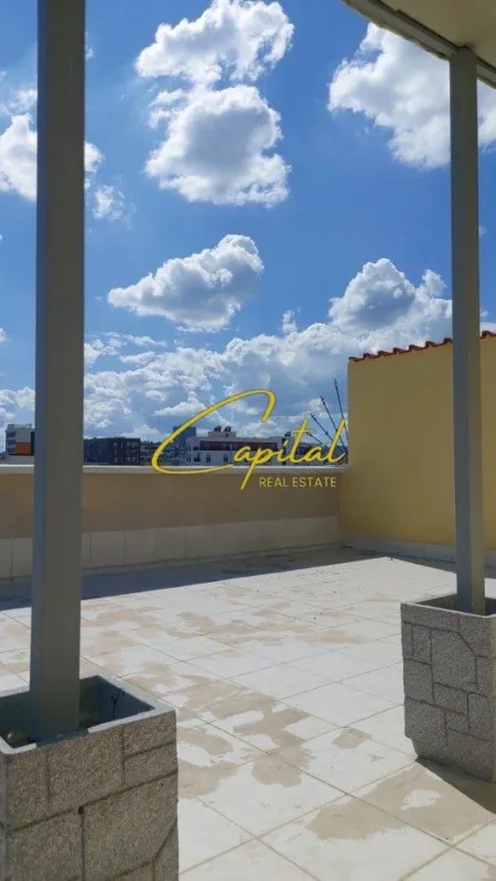 Tirane, jepet me qera apartament 1+1 Kati 9, 75 m² 600 € (ISH STACIONI TRENIT)