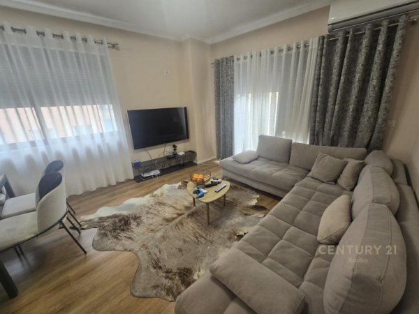 Tirane, shes apartament 2+1 Kati 5, 96 m² 165.000 € (Astir)