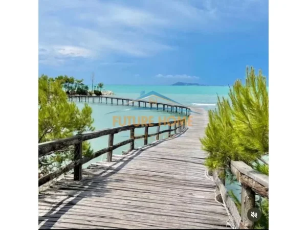 Tirane, shitet toke , 600 m² 180.000 € (Karpen)