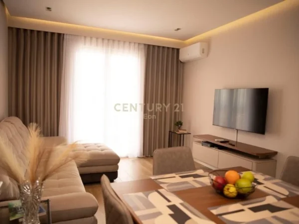 Durres, jepet me qera apartament 1+1 Kati 8, 64 m² 550 €