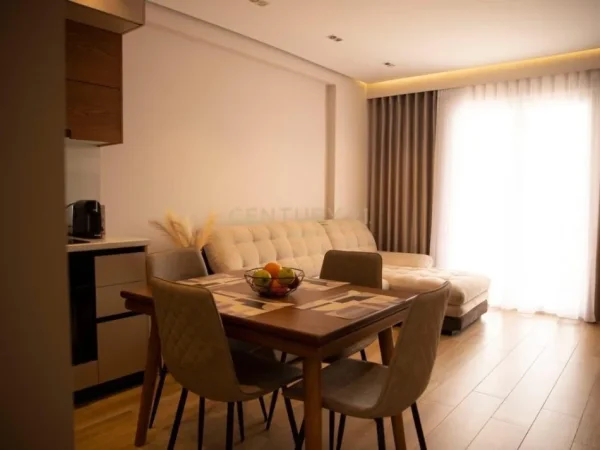 Durres, jepet me qera apartament 1+1 Kati 8, 64 m² 550 €